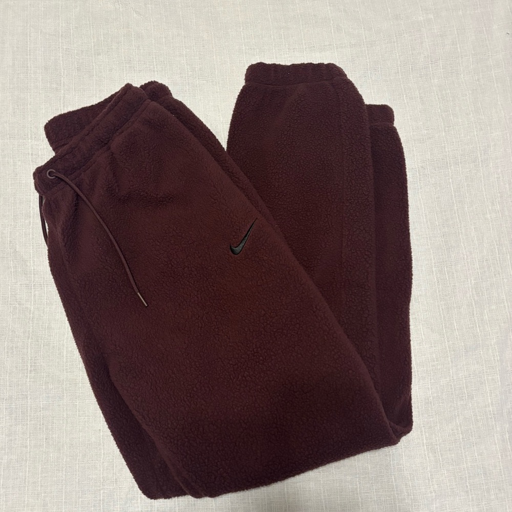 Nike Burgundy Fleece Sweatpants